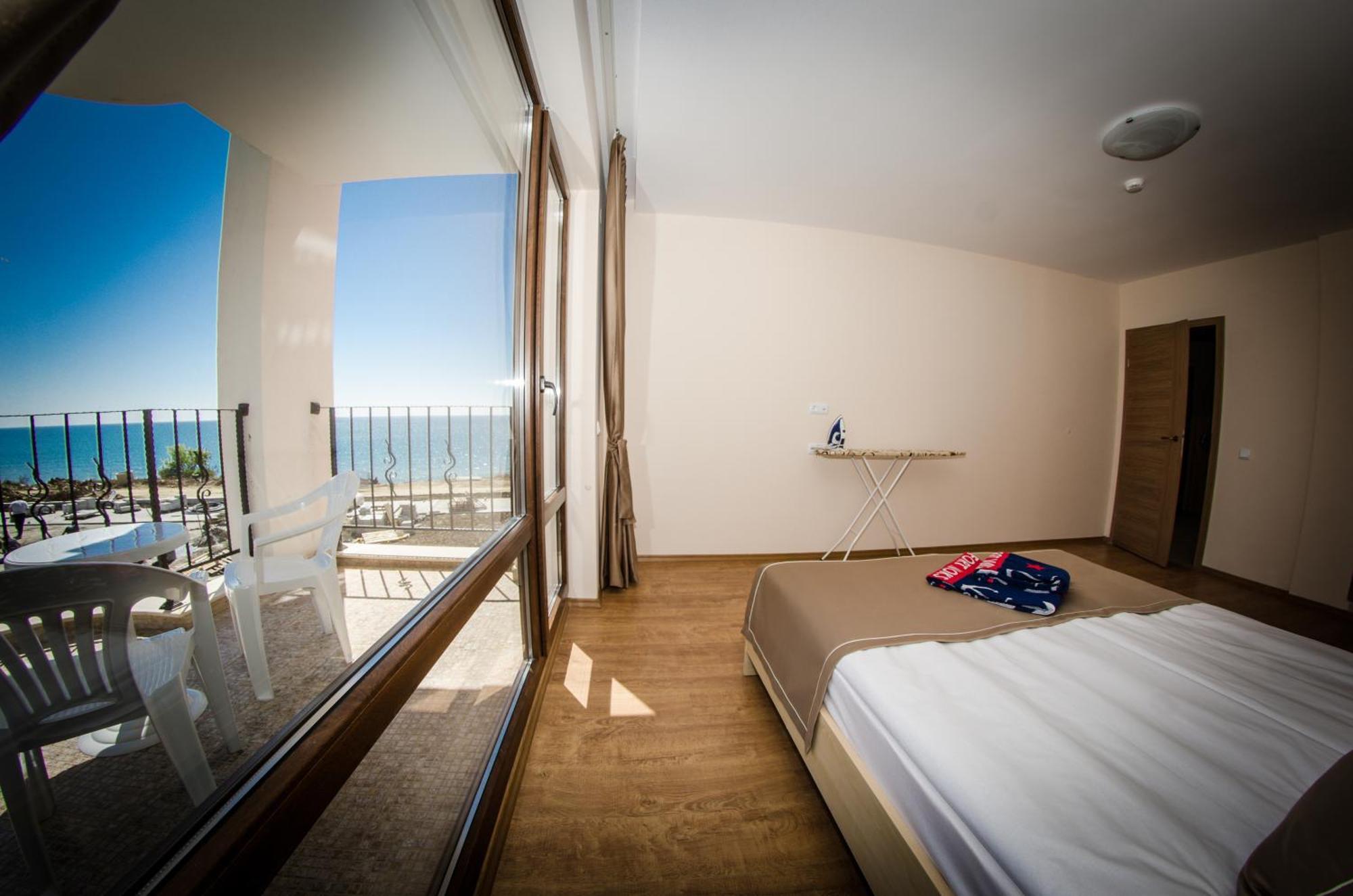 Premier Fort Sands Resort - Full Board Napospart Szoba fotó